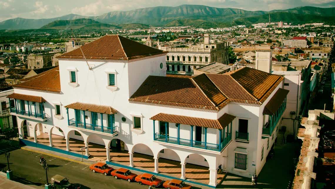 Veduta aerea del Palazzo del Governatore a Santiago de Cuba, il vecchio municipio della città