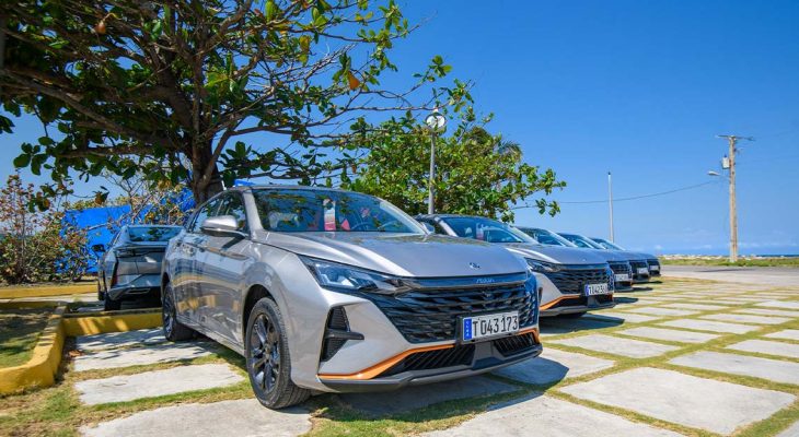 Guida completa per noleggiare un’auto a Cuba